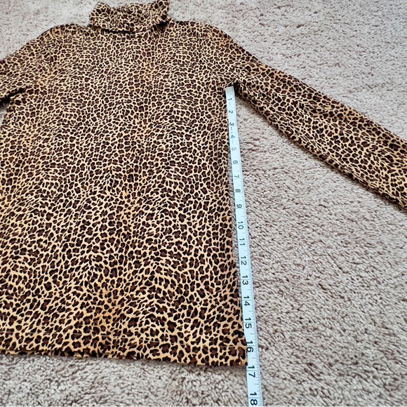 J. Crew Tissue Turtleneck Leopard Lightweight Layering Career Top Women's XS - Picture 9 of 12